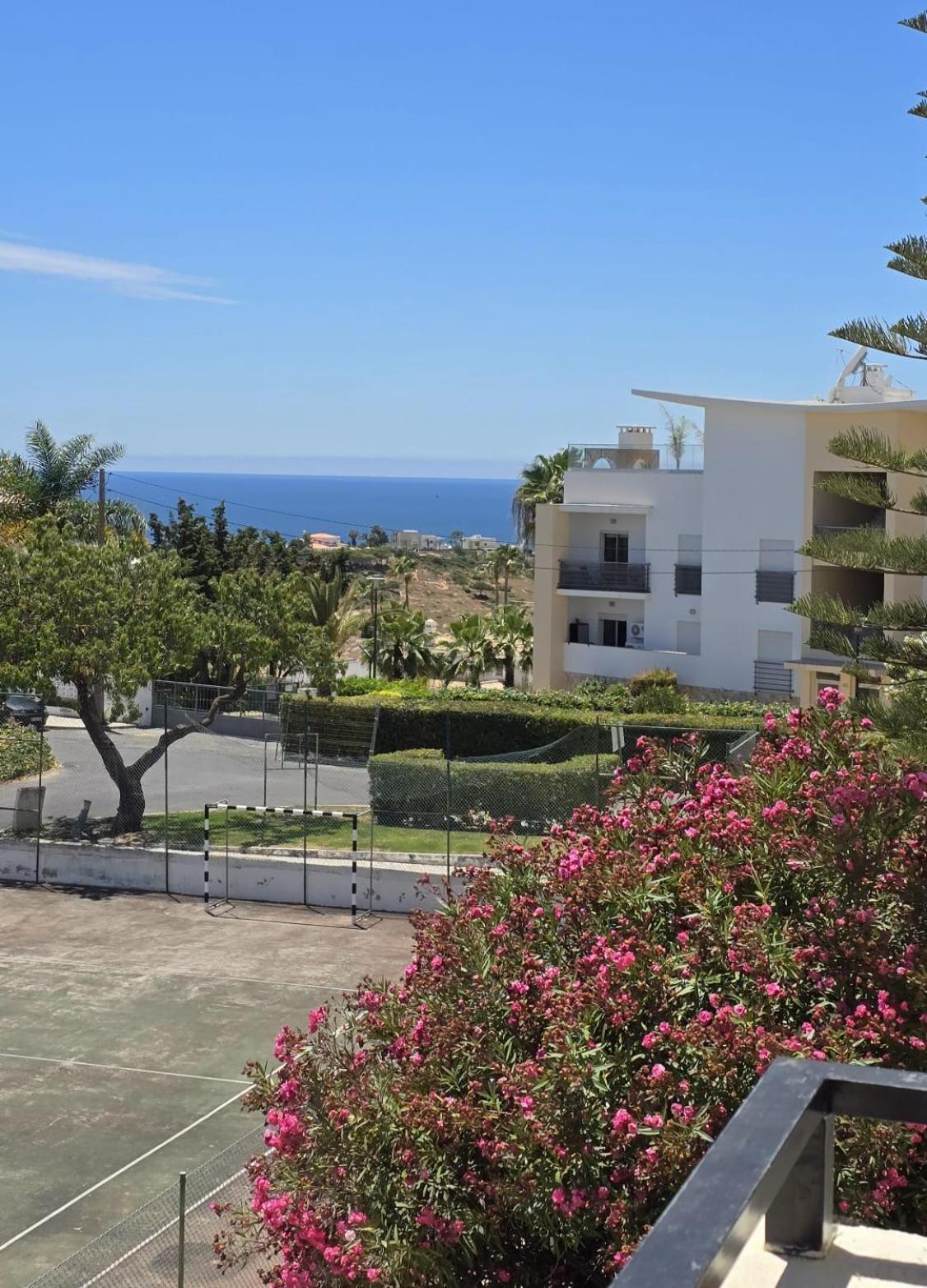 White T1 - Ocean View Appartement Albufeira Buitenkant foto