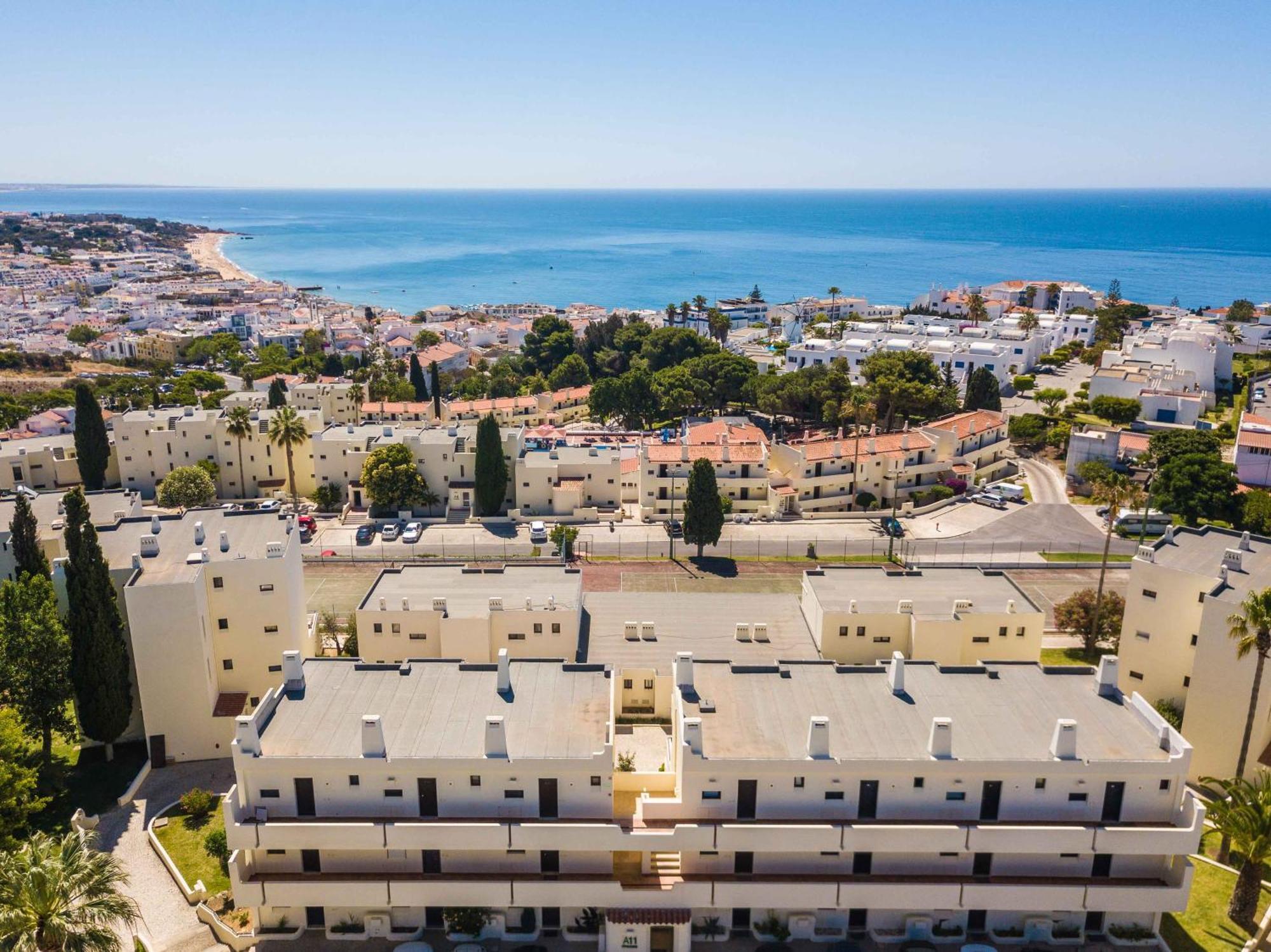 White T1 - Ocean View Appartement Albufeira Buitenkant foto
